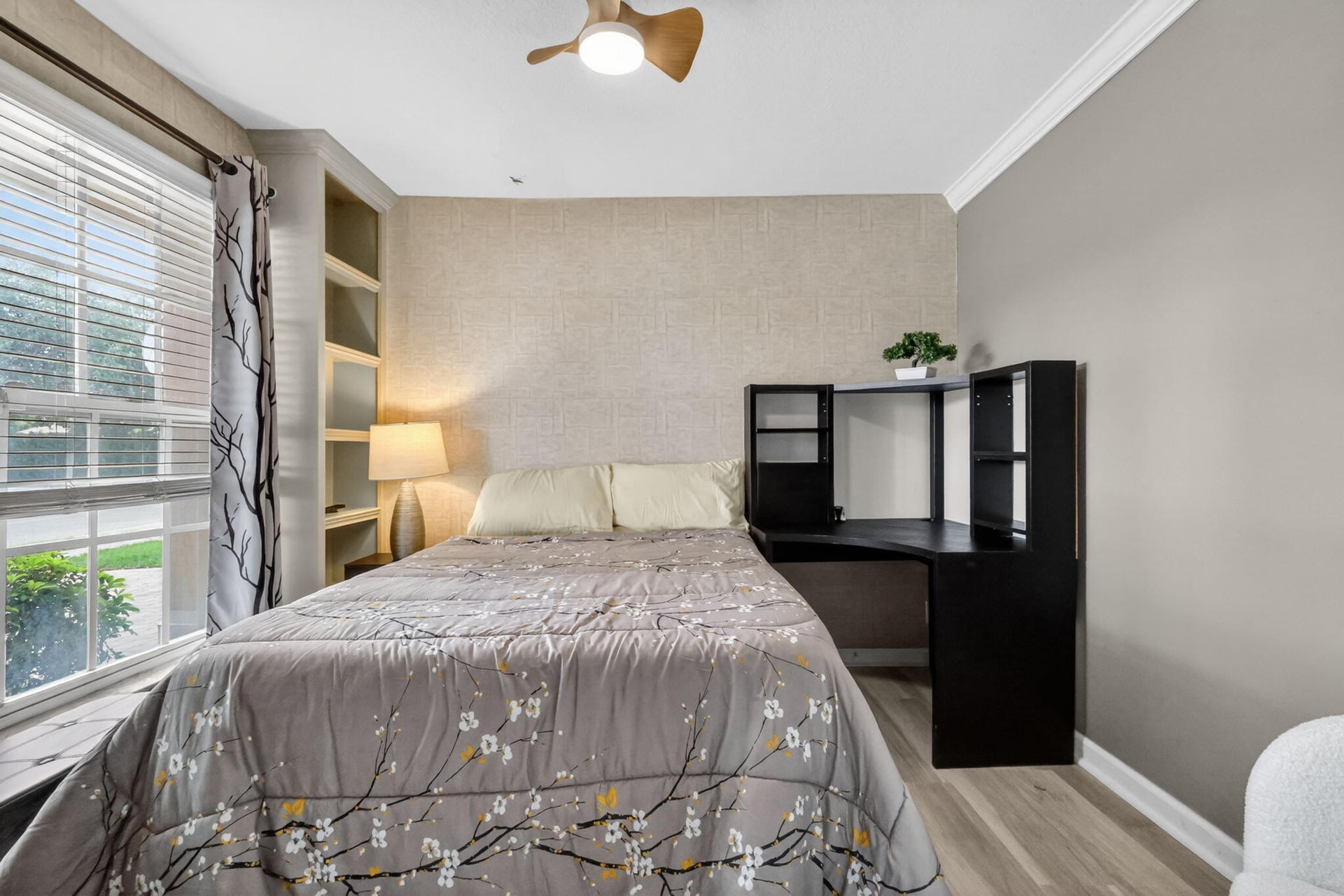 Residence photo 9