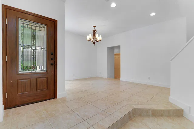  Residence photo 6
