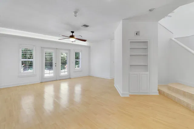  Residence photo 27