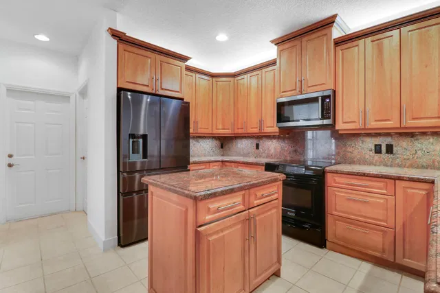  Residence photo 31