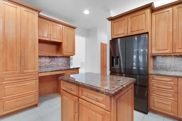  Residence photo 33