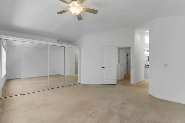  Residence photo 38