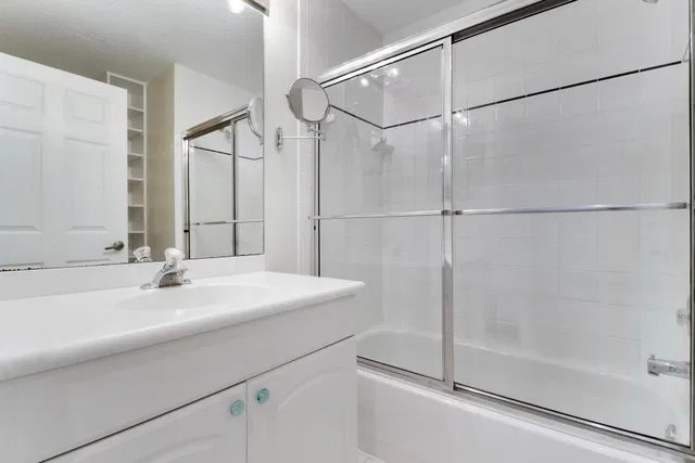  Residence photo 51