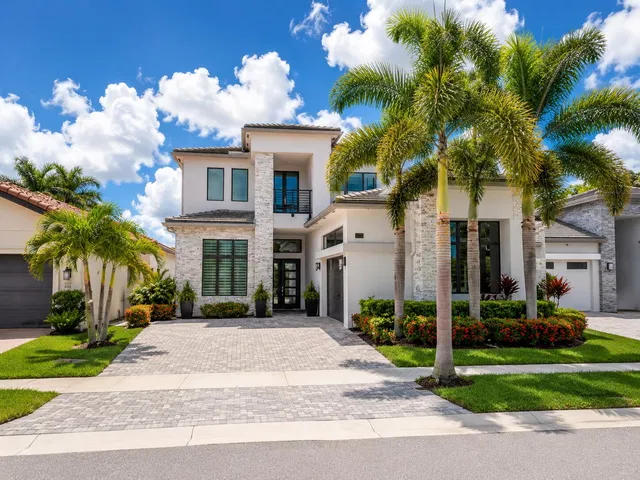 Boca Bridges Residence photo 3