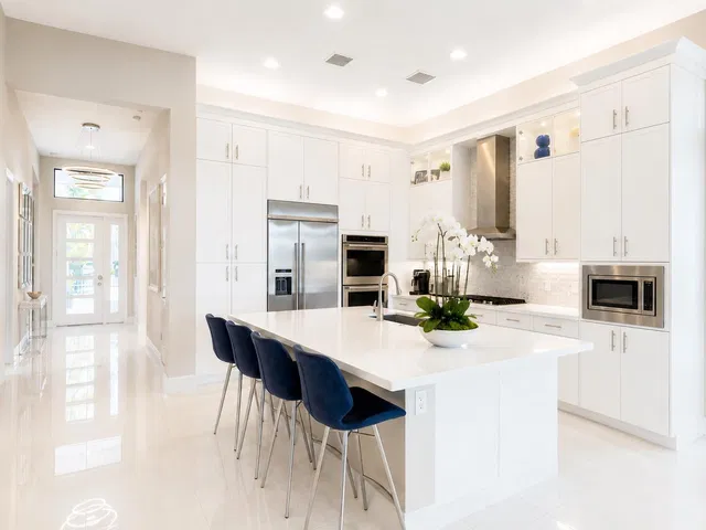 Boca Bridges Residence photo 9