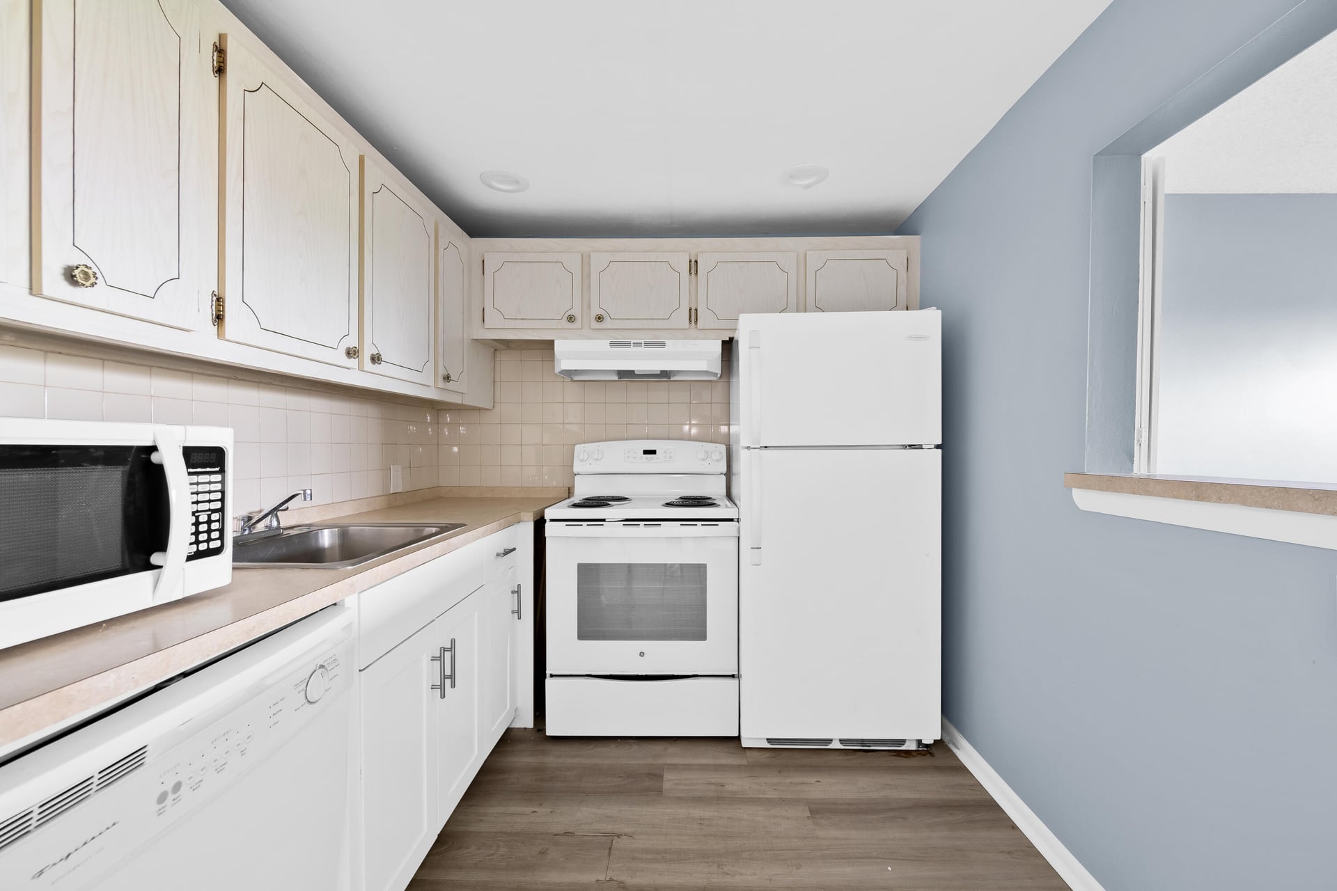 Unit 148 photo 5