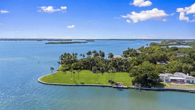 Sewall's Point Residence photo 6