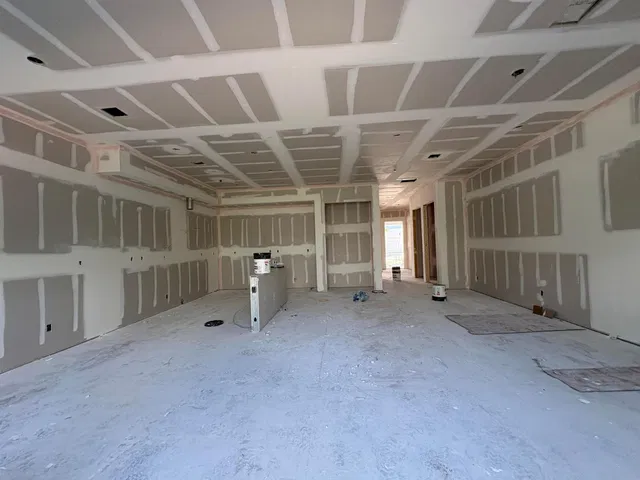 Unit 33 photo 24