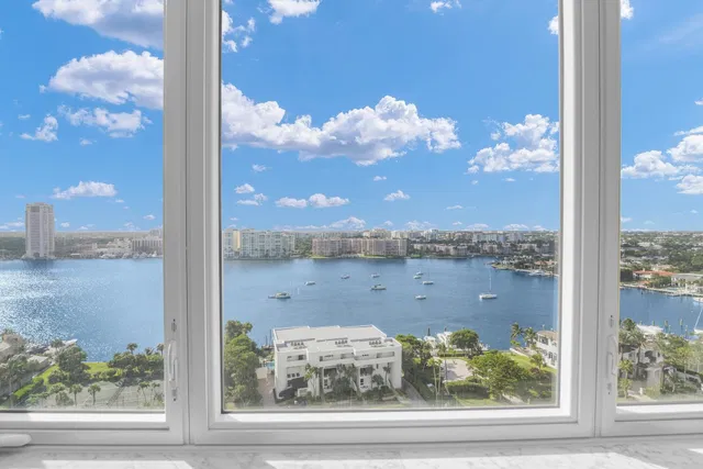 550 S Ocean Boca Unit 1009 photo 20