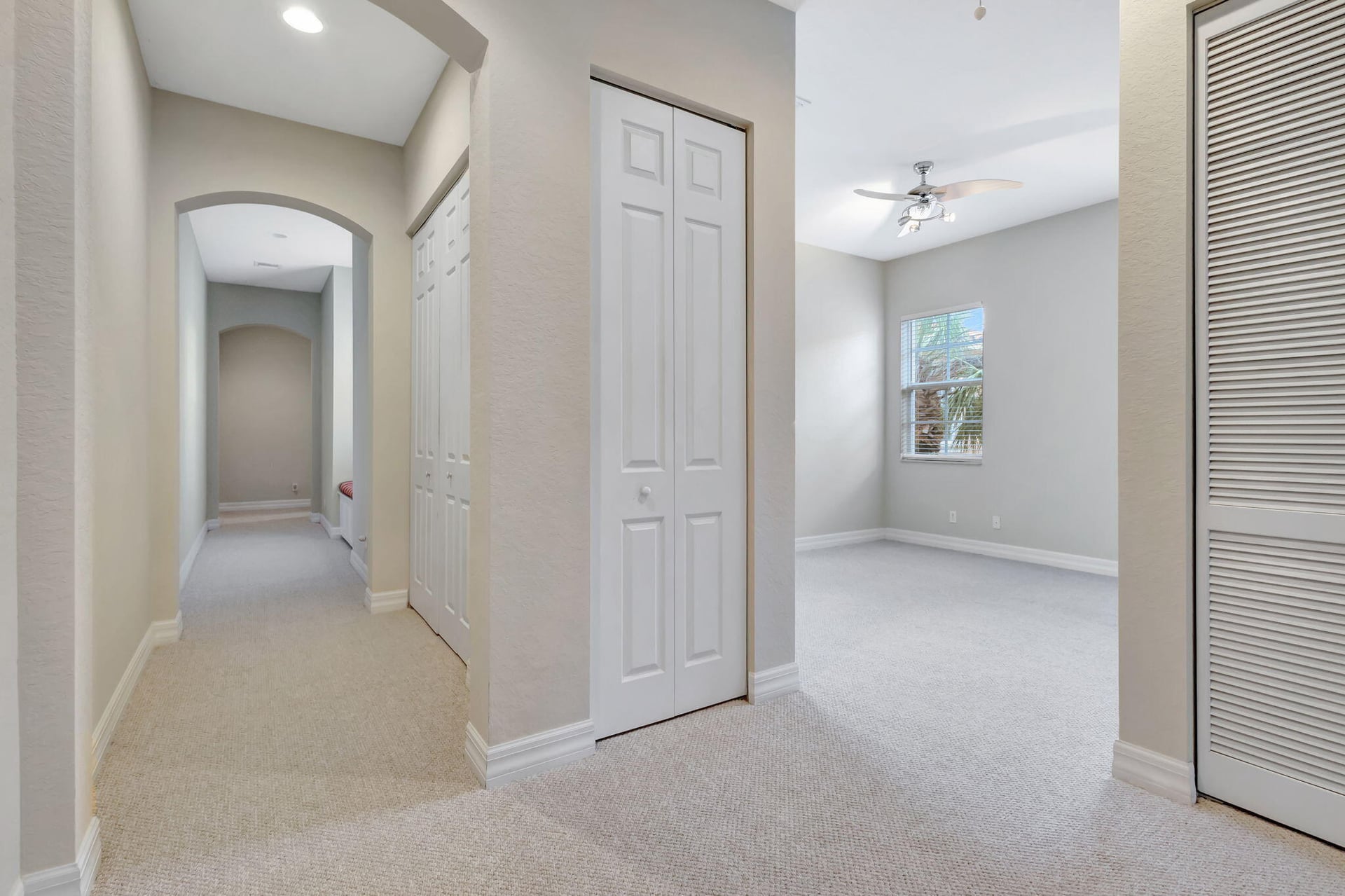 Canterbury Place Residence photo 18