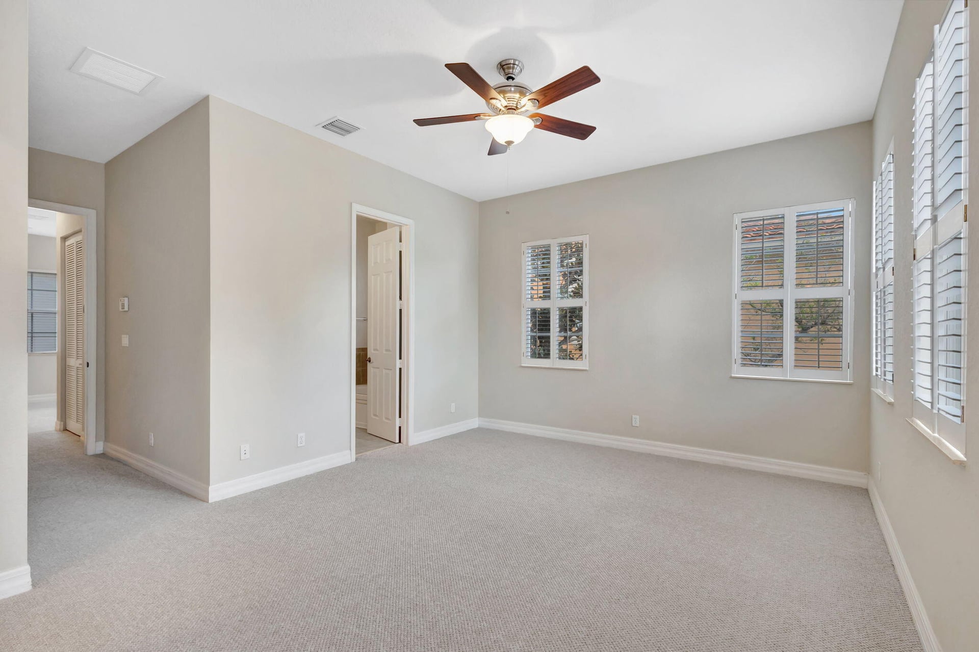 Canterbury Place Residence photo 20