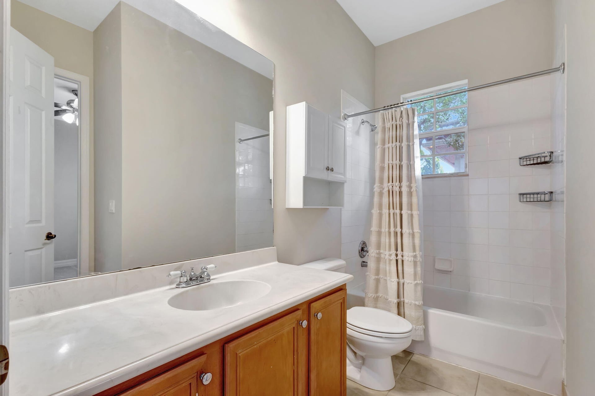 Canterbury Place Residence photo 33
