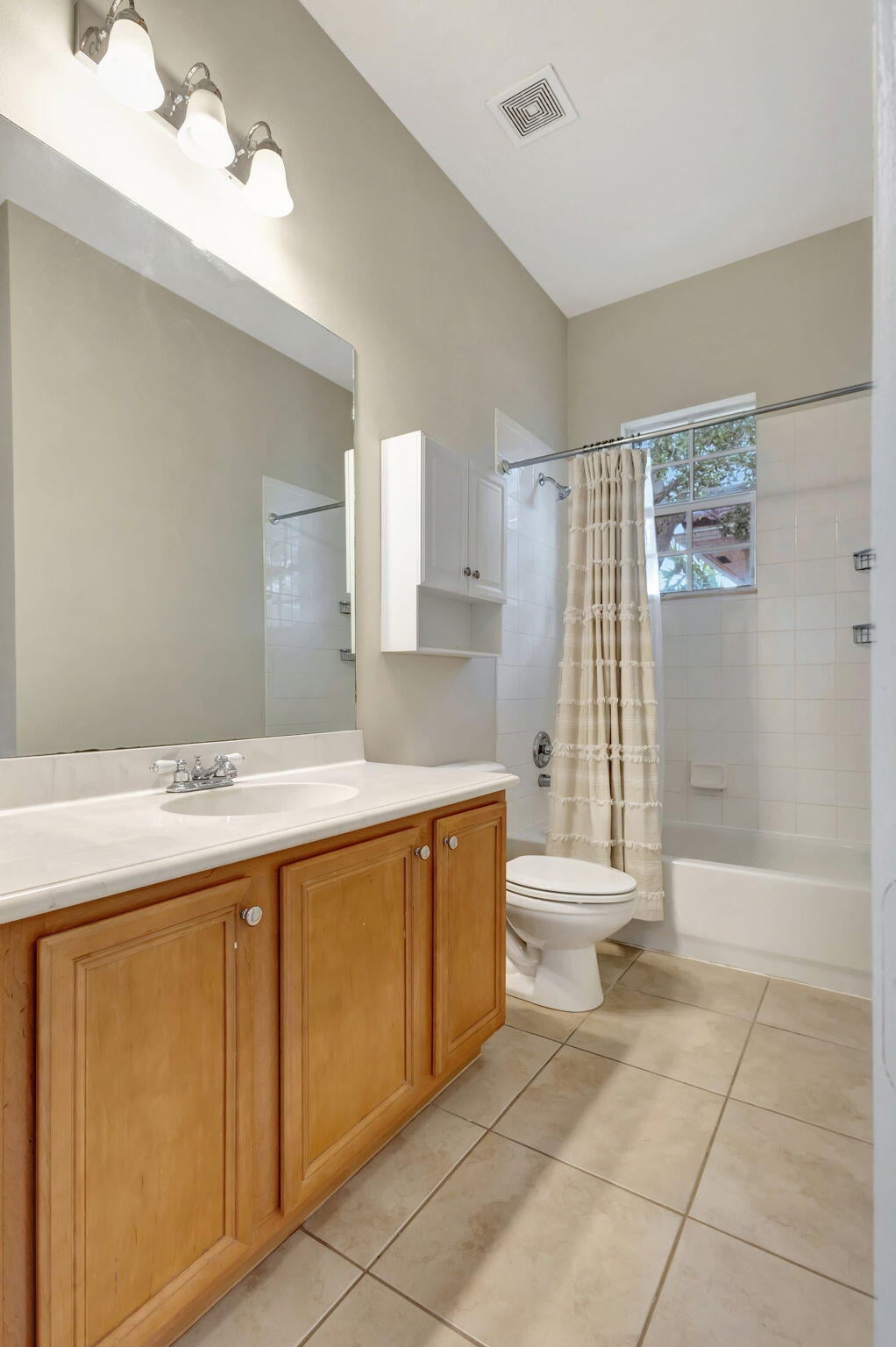 Canterbury Place Residence photo 34