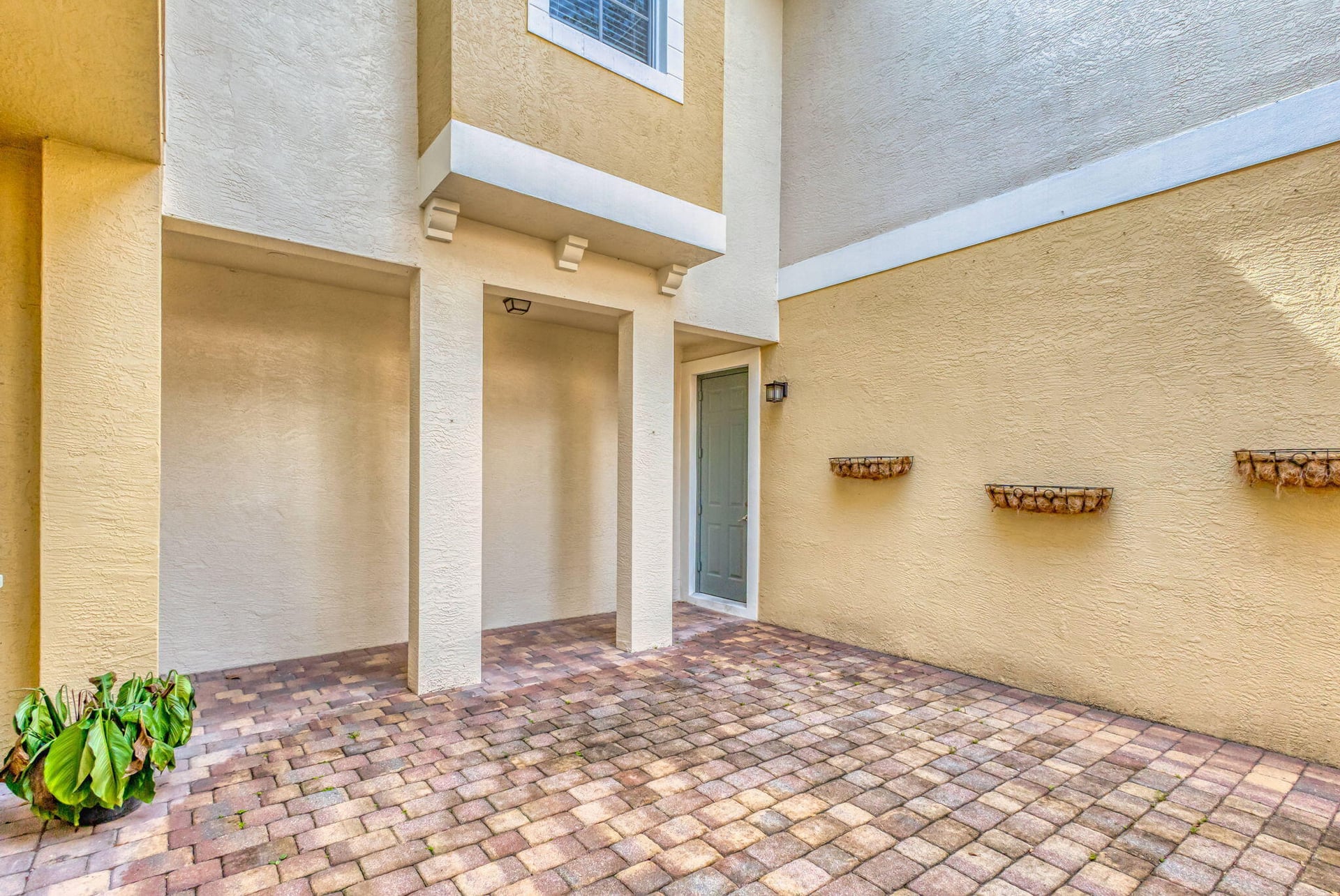 Canterbury Place Residence photo 57