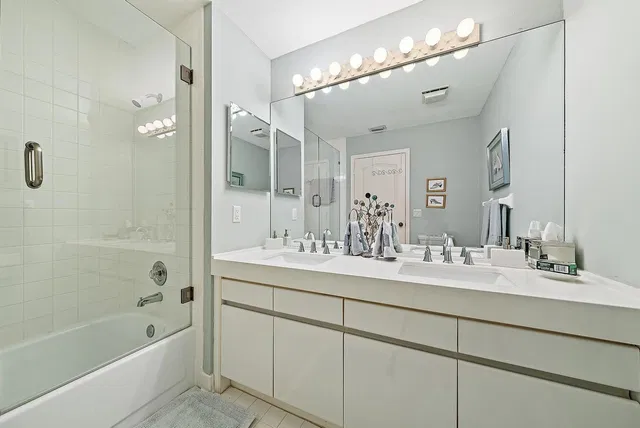 PGA National Palm Beach Gardens Residence photo 23