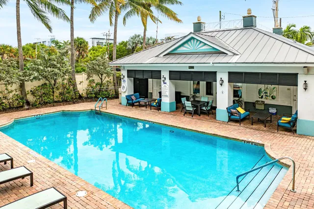 Pineapple Grove Village Condominiums Unit 1209 photo 31
