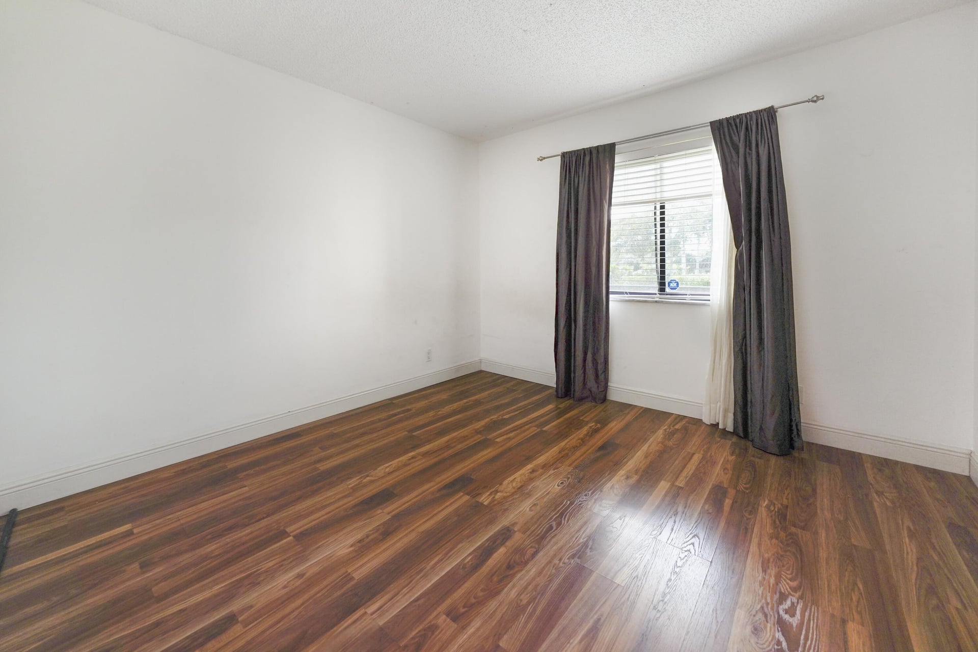 Unit 205 photo 10