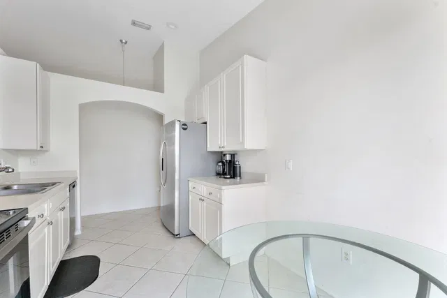 Residence photo 8