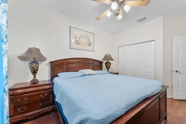 Residence photo 22