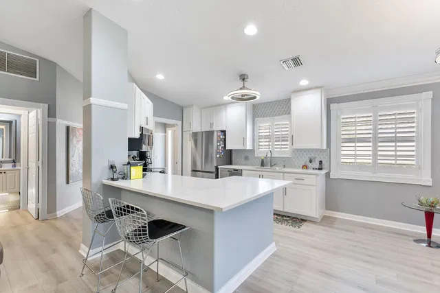 Residence photo 5