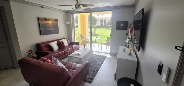 Unit 112 photo 11