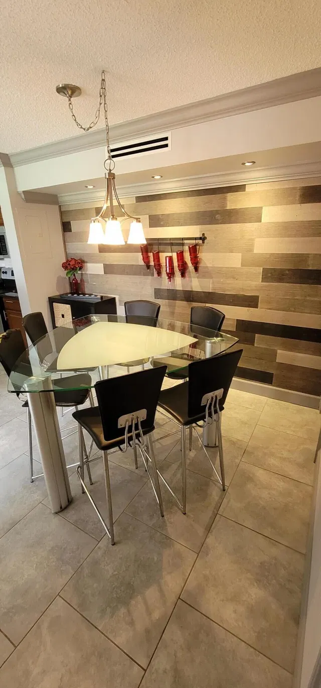 Unit 112 photo 21