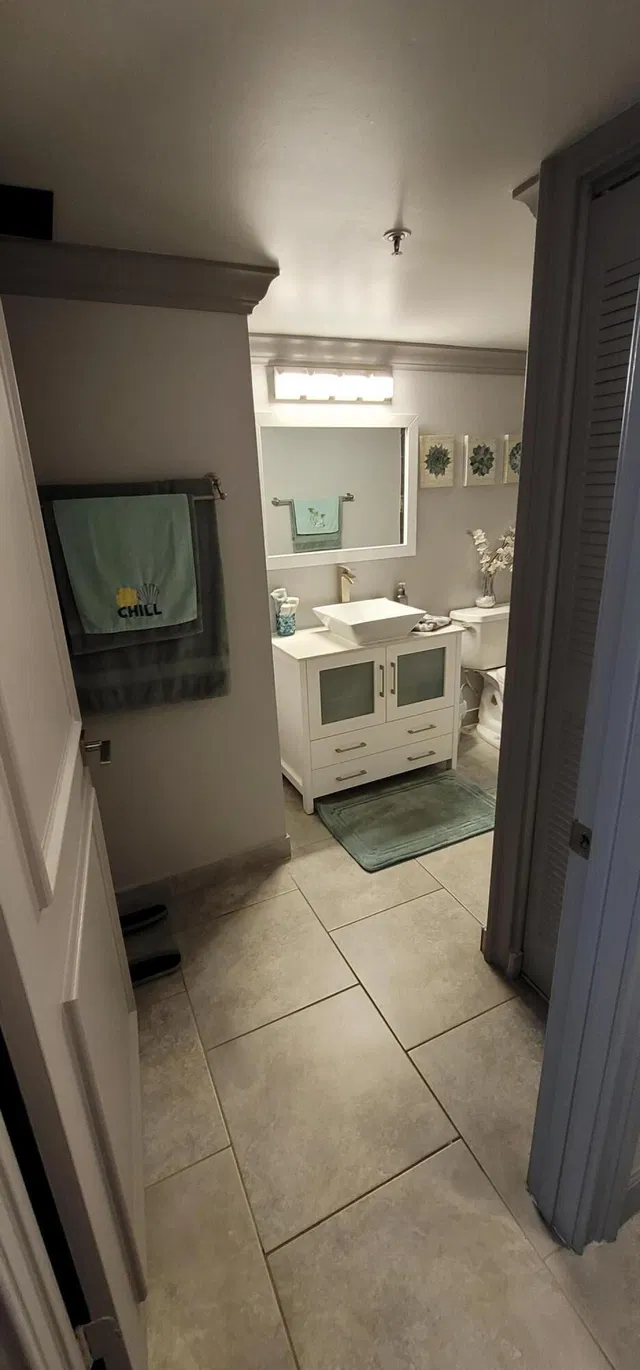 Unit 112 photo 31