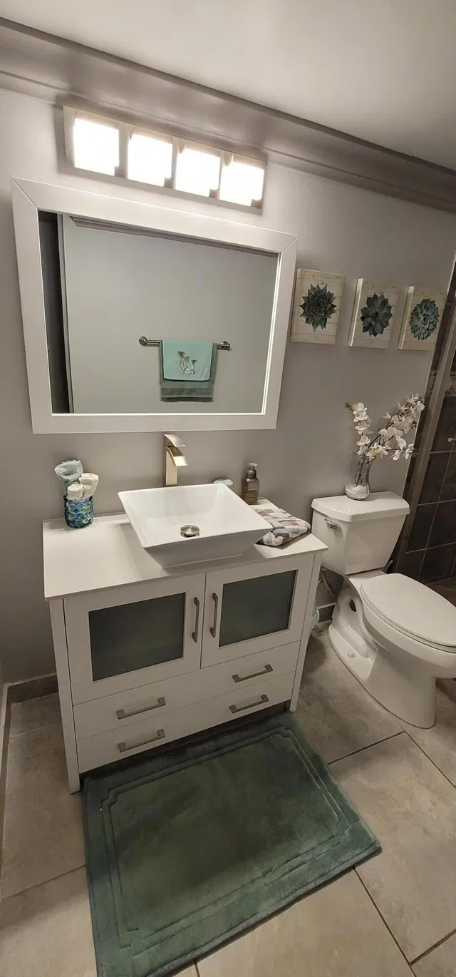 Unit 112 photo 33