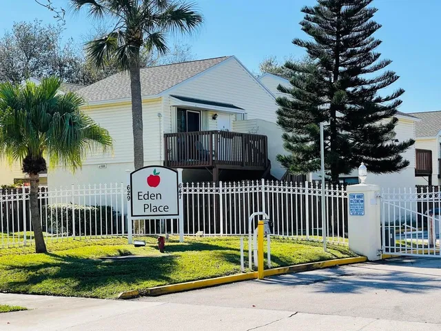 Unit N208 photo 2