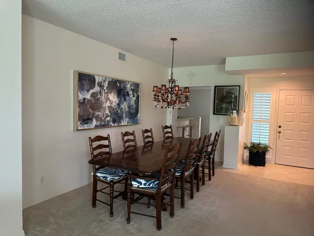 Residence photo 8