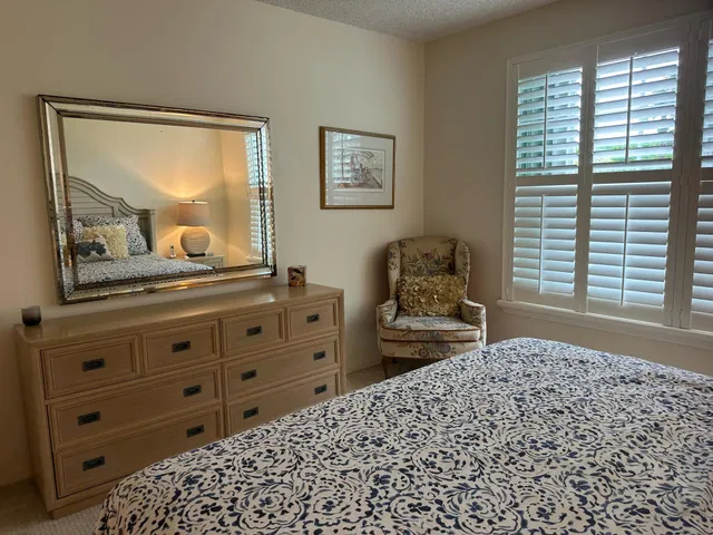 Residence photo 14