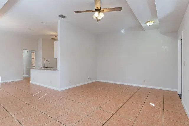 Unit 1 (left Side) photo 2