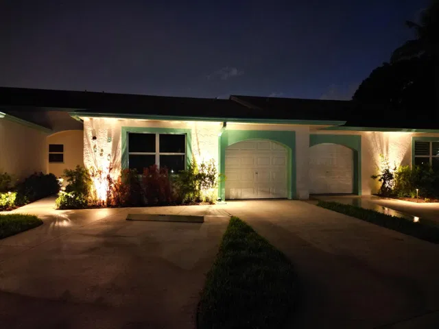 Village of North Palm Beach Unit C photo 5