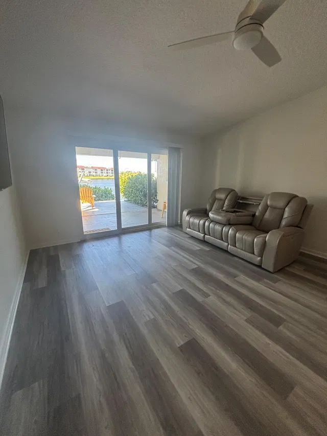 Village of North Palm Beach Unit C photo 21