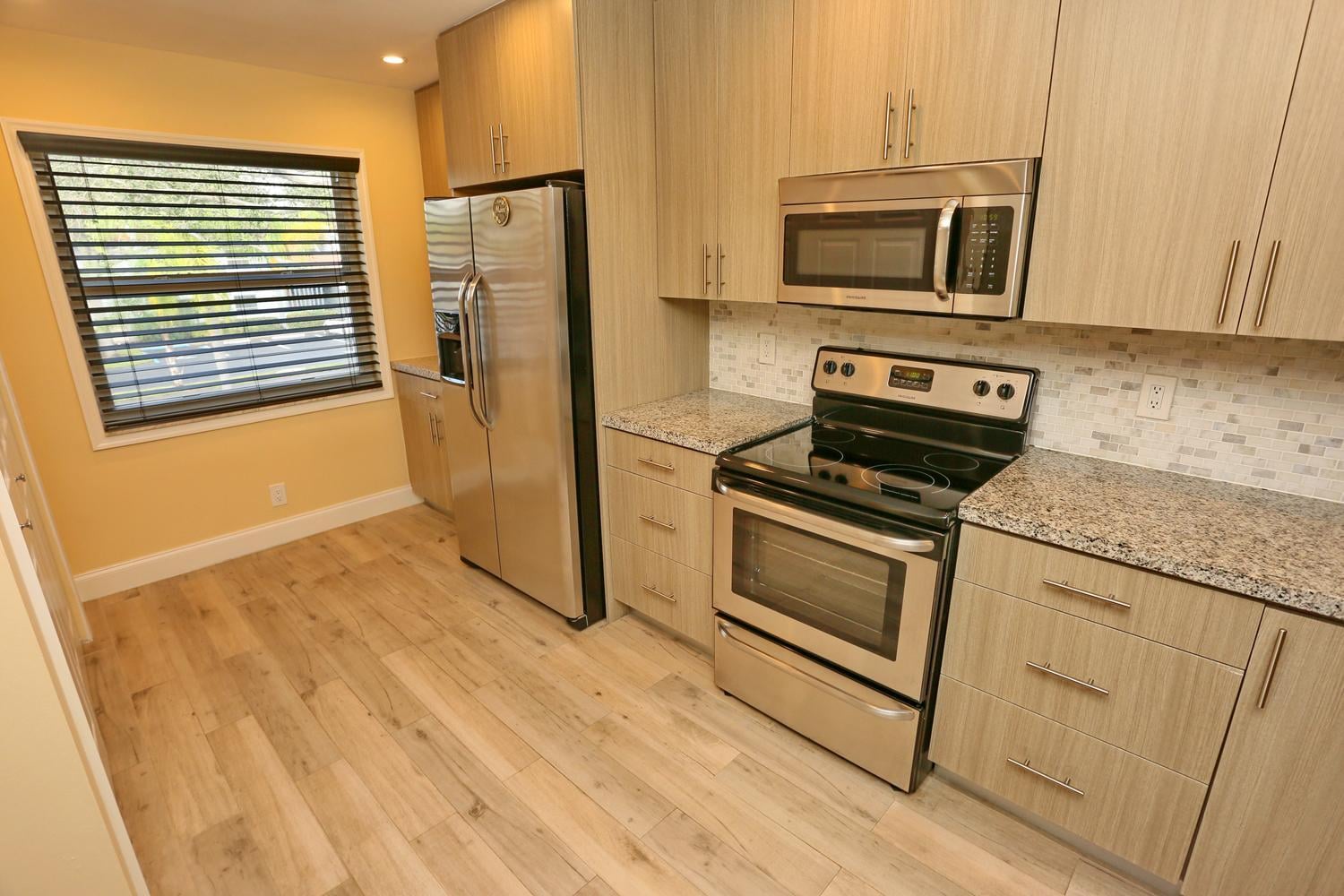  Unit 2050 photo 12