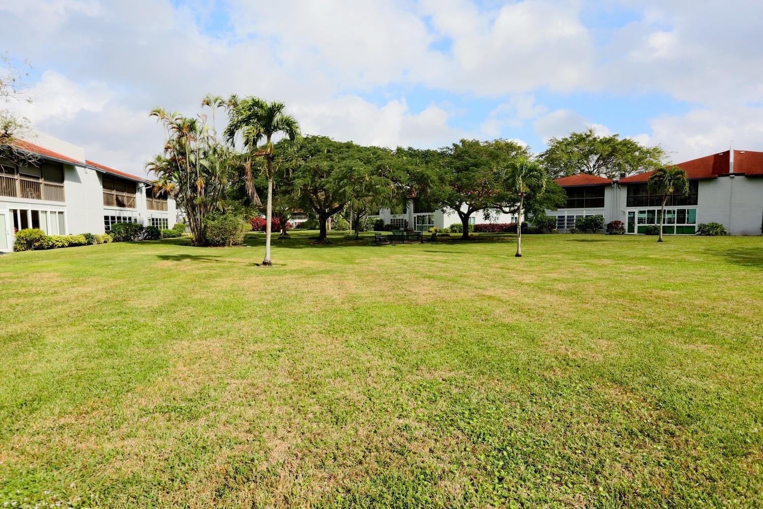 Unit 2050 photo 28