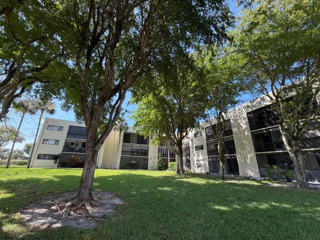  Unit 317 photo 17