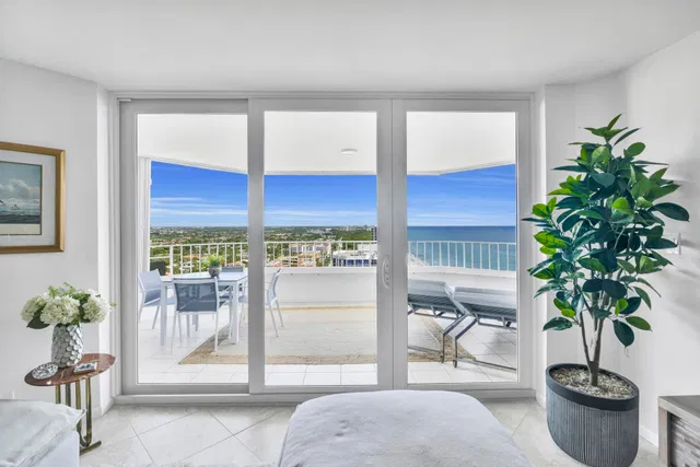 500 S Ocean Boca Unit 2203 photo 14