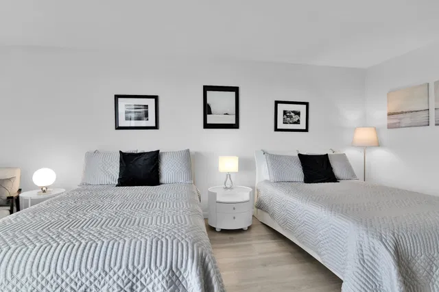 500 S Ocean Boca Unit 2203 photo 31