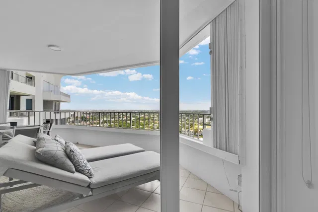 500 S Ocean Boca Unit 2203 photo 37