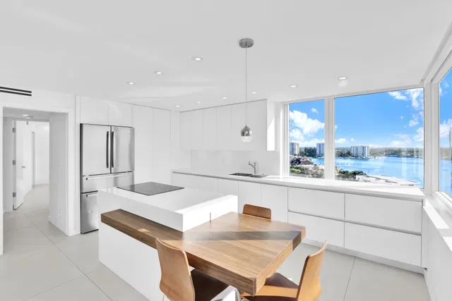 500 S Ocean Boca Unit 1207 photo 12
