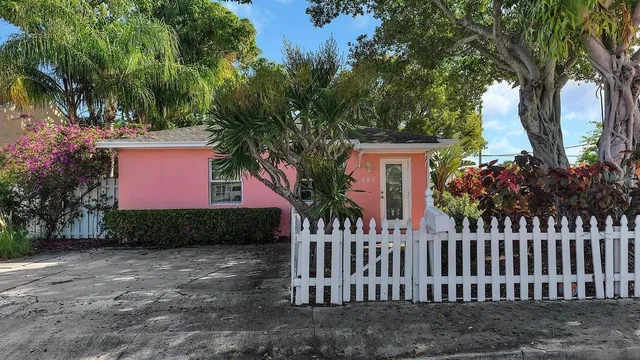 Residence photo 5