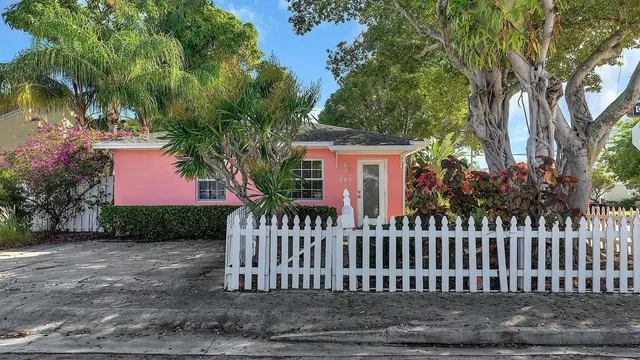 Residence photo 6