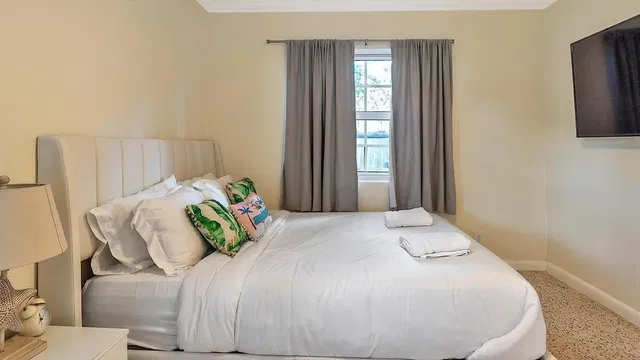 Residence photo 18