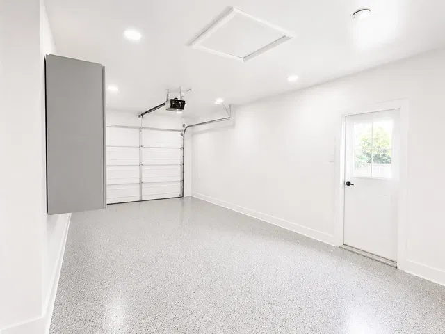 Residence photo 17