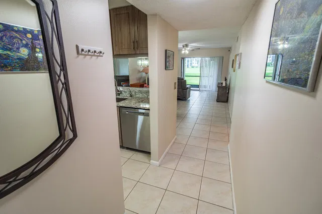 Unit 104 photo 12
