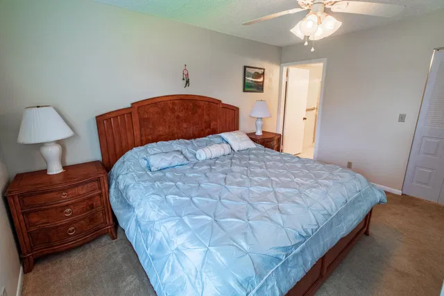 Unit 104 photo 31