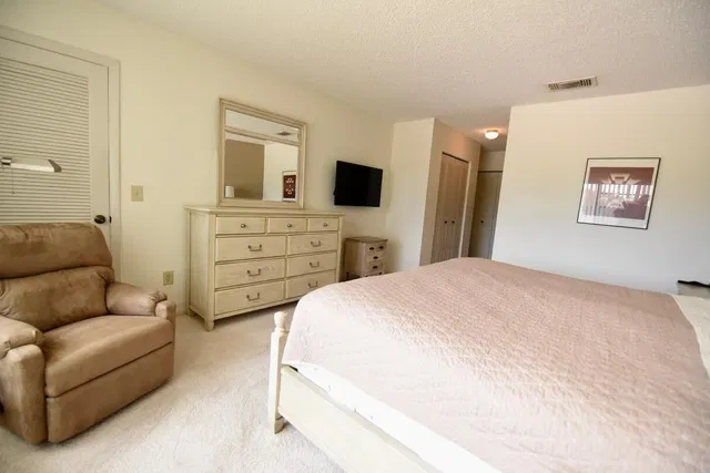  Unit H photo 4