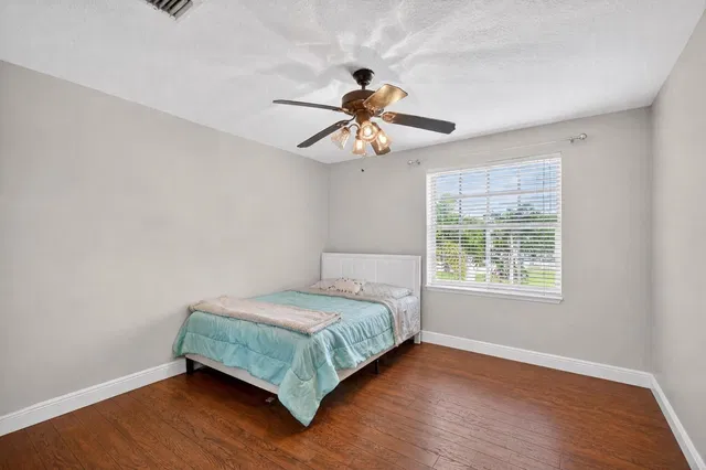 Residence photo 27