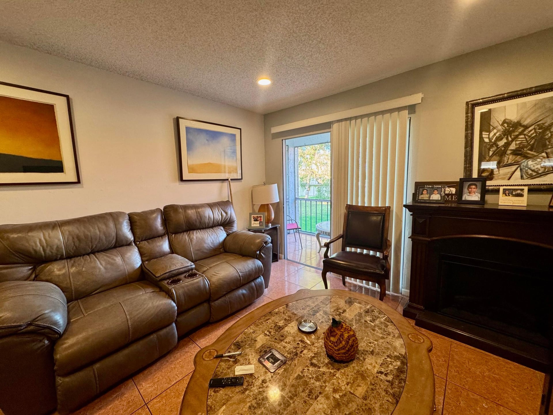 Unit 208 photo 2
